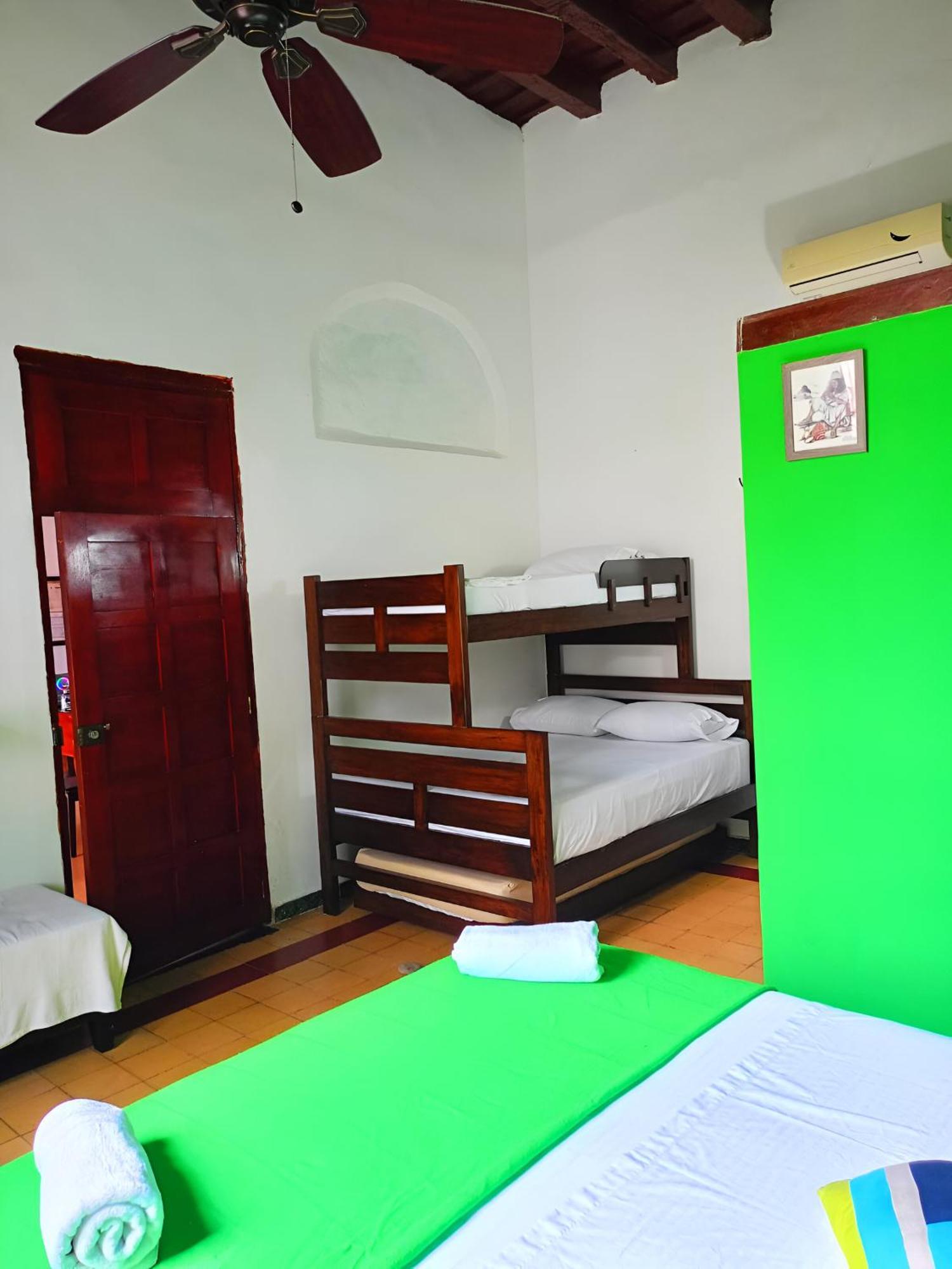 Hotel La Palma Centro Historico Santa Marta Dış mekan fotoğraf